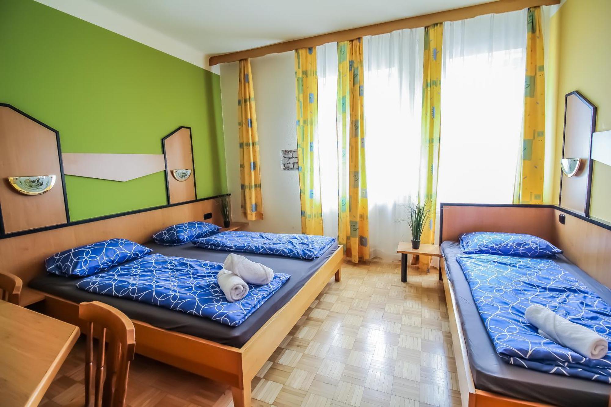 Privatunterkunft Cozy - U3 Hutteldorferstrasse